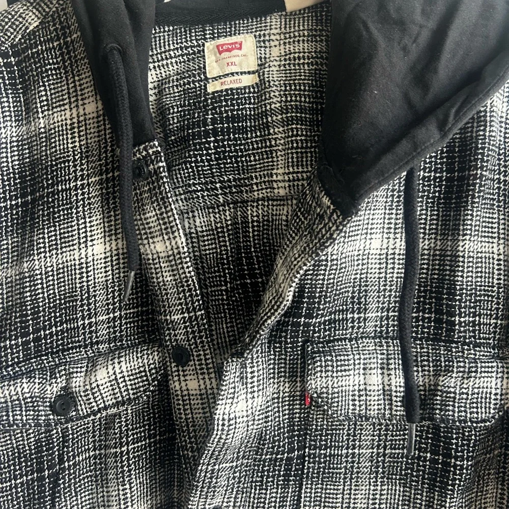 Levi’s Black & White Hooded Worker Shirt | Casual Button-Up Jacket - Picture 2 of 5